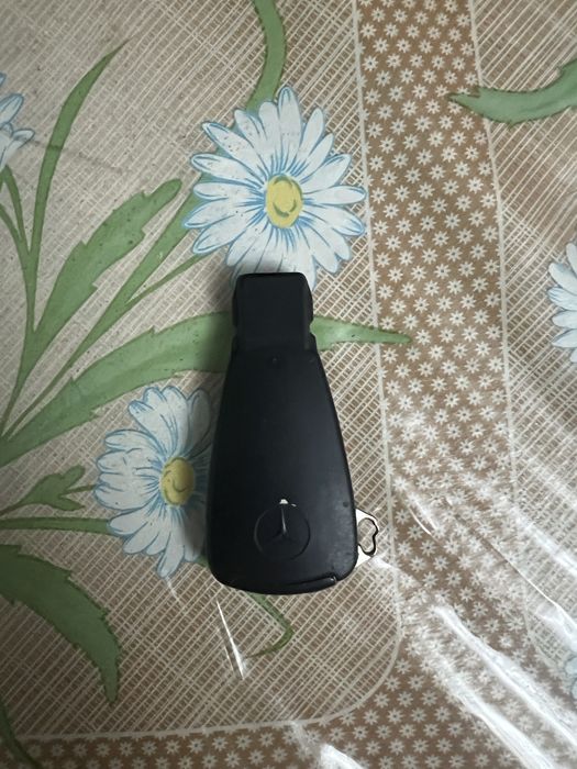 Продается ключ от мерседеса.