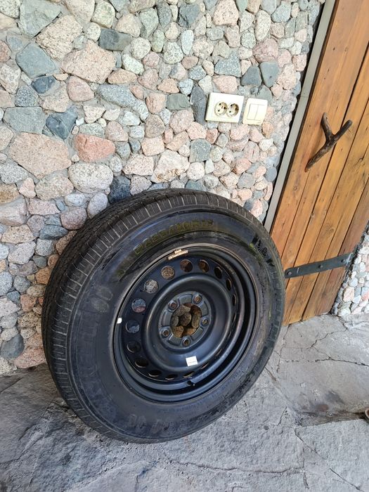 Запаска резина мишлен P255/70R18