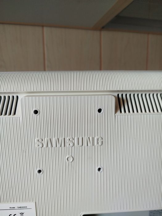 Tv Samsung full HD 24 inch alb