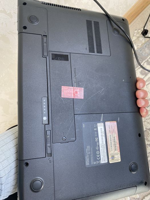 Noutbuk sotiladi  465