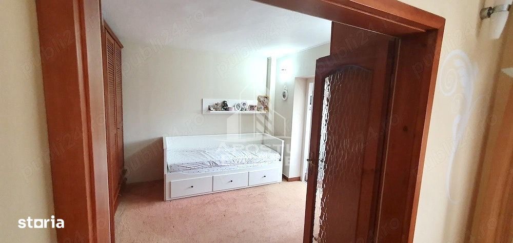 Apartament 3 camere de vanzare, garaj, zona Girocului, Timisoara