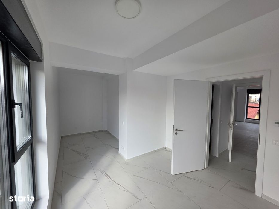 Apartament cu 4 camere de inchiriat in zona Aviatiei