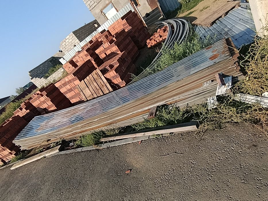 Продам профилсь  бу