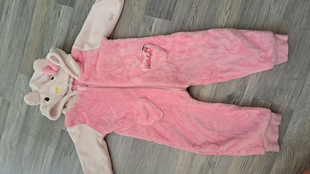 Hello Kitty космонавт 74-80размер