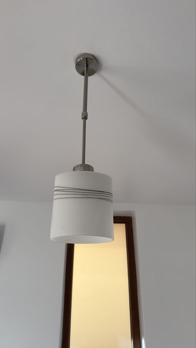 Set lustre moderne: 2 cu un abajur și 2 cu două abajururi