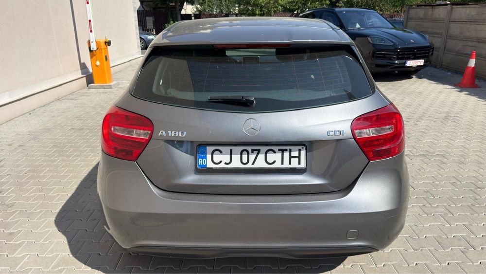 MERCEDES-BENZ A-Class 2013 — imagine 5