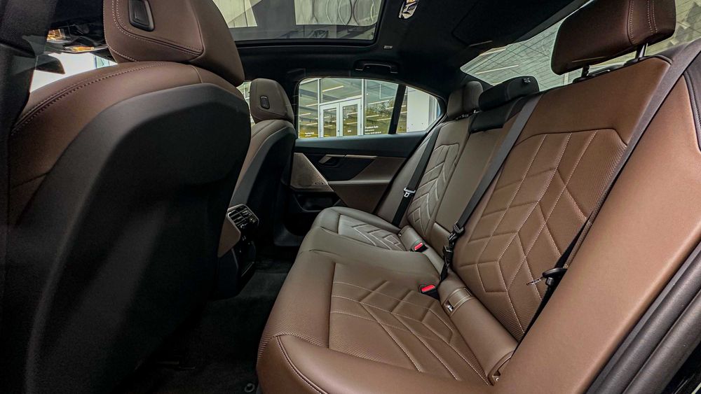 Продам BMW 520i Sedan c официальной гарантией на автомобиль