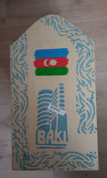 Продам декоротивный короб.