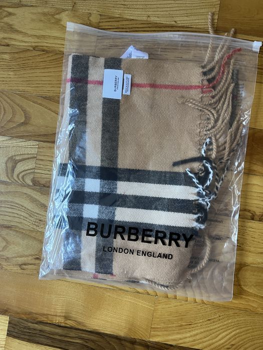 Стилeн шал Burberry (Vintage Check) – Отлично състояние (с етикет)!