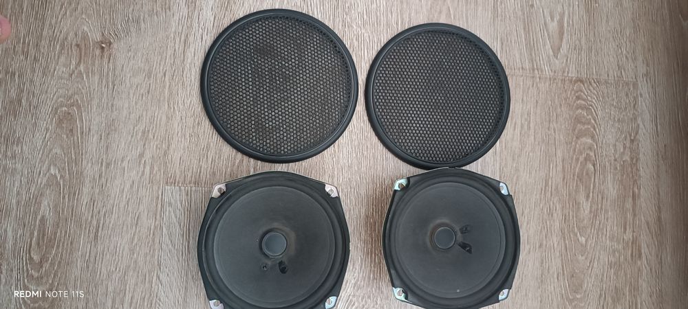 Продам колонки для авто НЕКСИЯ 3(задние)
