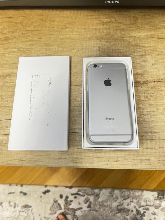 iPhone 6s - Functional - pret foarte mic