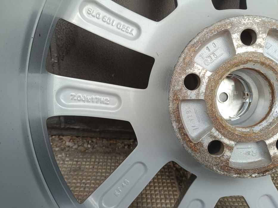 ОРИГИНАЛНИ джанти 17 ' цола 5x112 SKODA / Шкода ЕТ45 7J 57,1