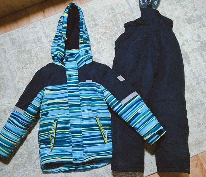 Продам детские вещи и обувь