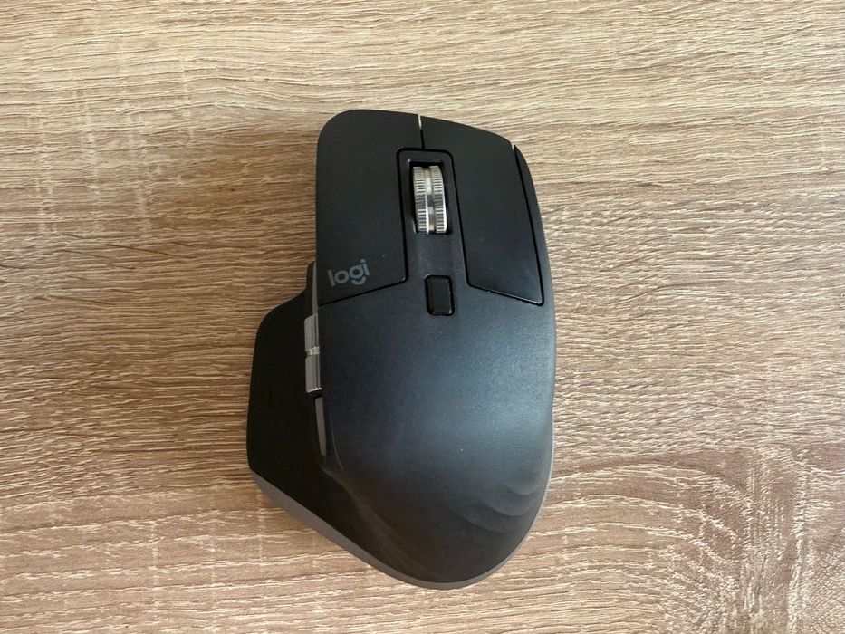 Vând Mouse Wireless Logitech MX Master 3 for Mac - Stare Impecabilă