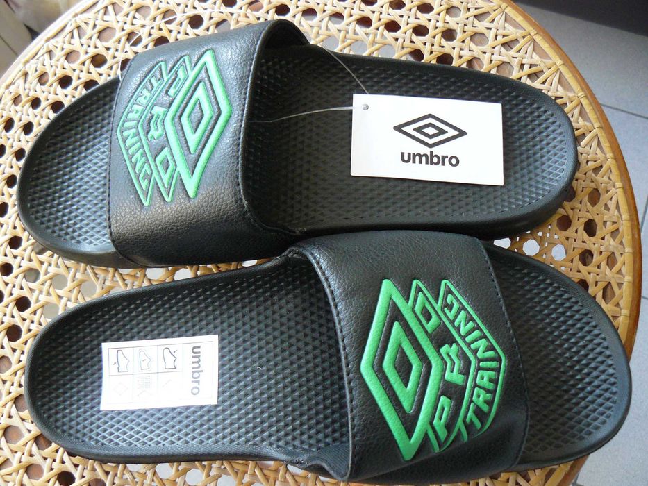 Slapi/Papuci Plaja Unisex UMBRO PRO TRAINING,Originali, Noi,Marimea 40