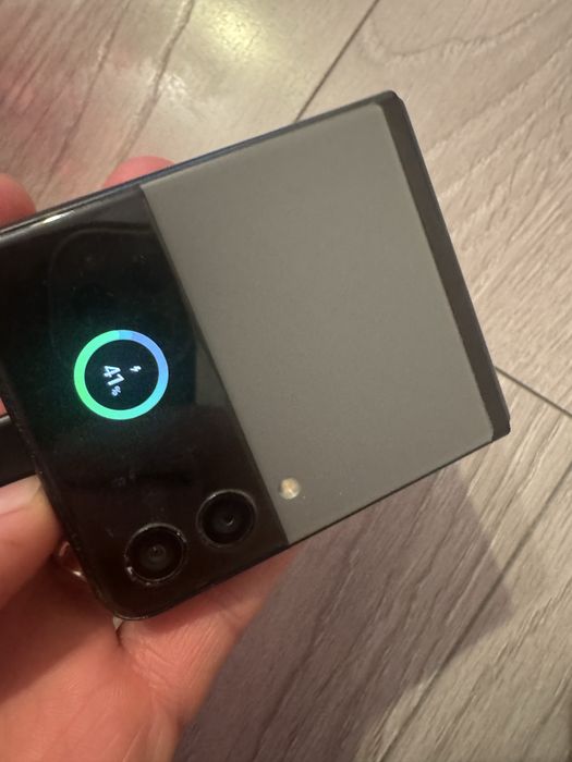 Samsung galaxy z  flip 3 ecran spart