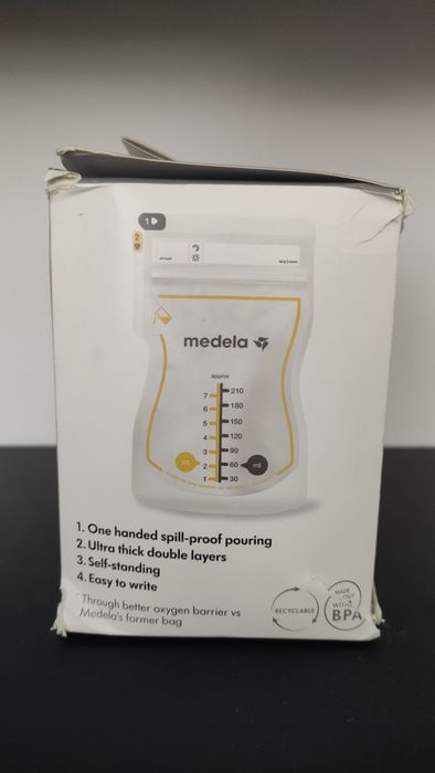 Контейнери за съхранение на кърма Medela Easy Pour - 100 бр.