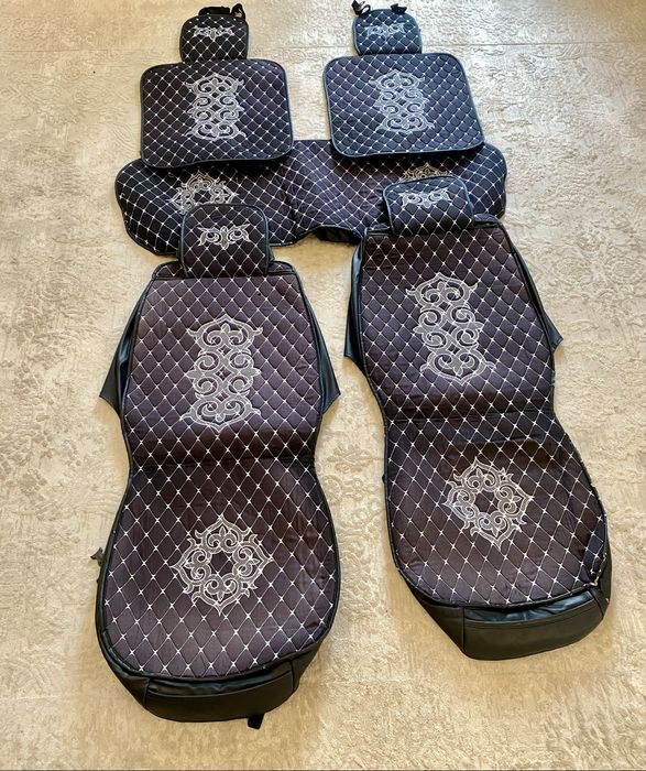 Авточехлы на сиденья  на автомобиль
