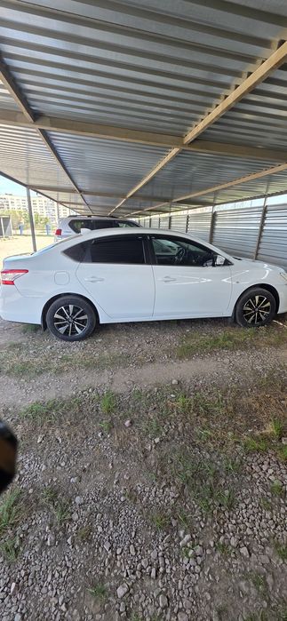 Продам машину Nissan sentra  2014