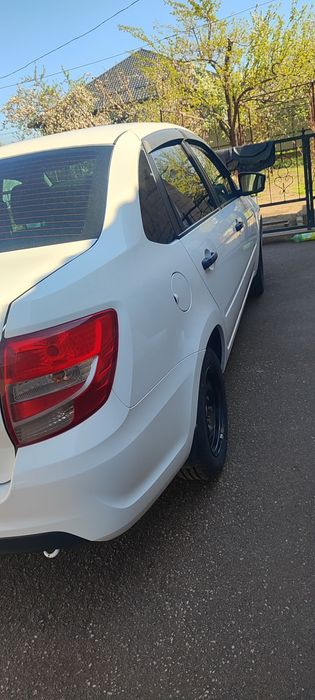 Ваз Лада гранта 2190