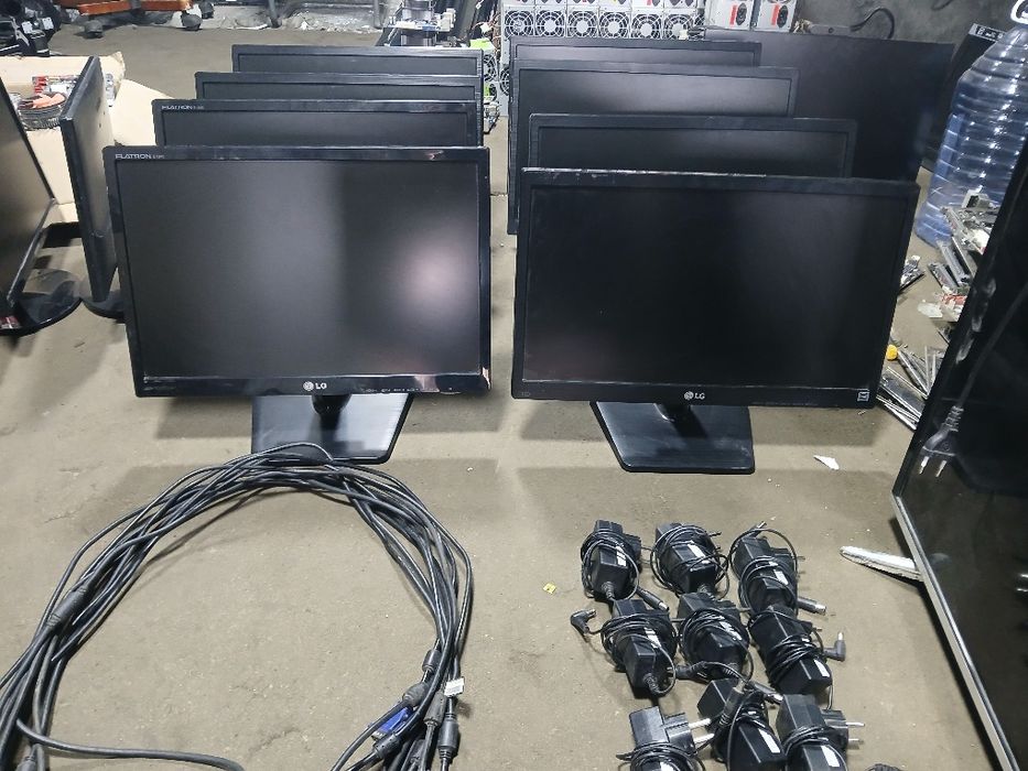 19 tali lg led manitorlar sotiladi.