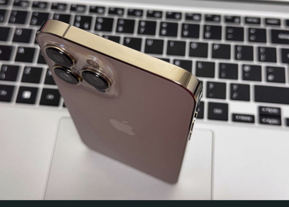 Vand sau schimb Iphone 13 Pro max gold 128 gb impecabil