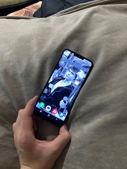 Самсунг А04е б/у