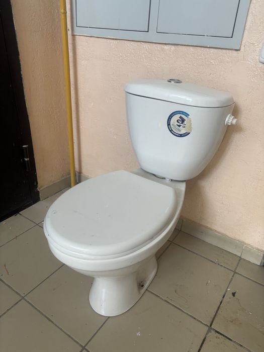 Продается унитаз б/у