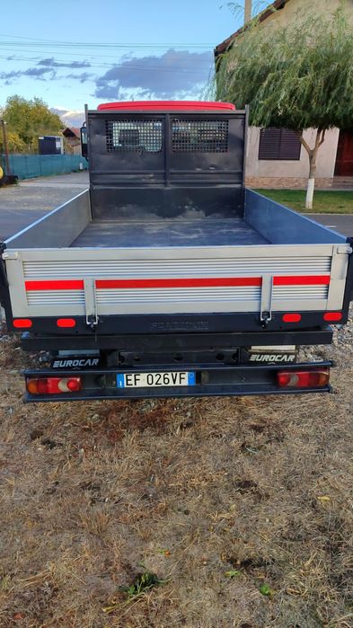 Nissan Atleon 3,5t - 3.0D - Basculabil trilateral pe cutie pret: 9700€