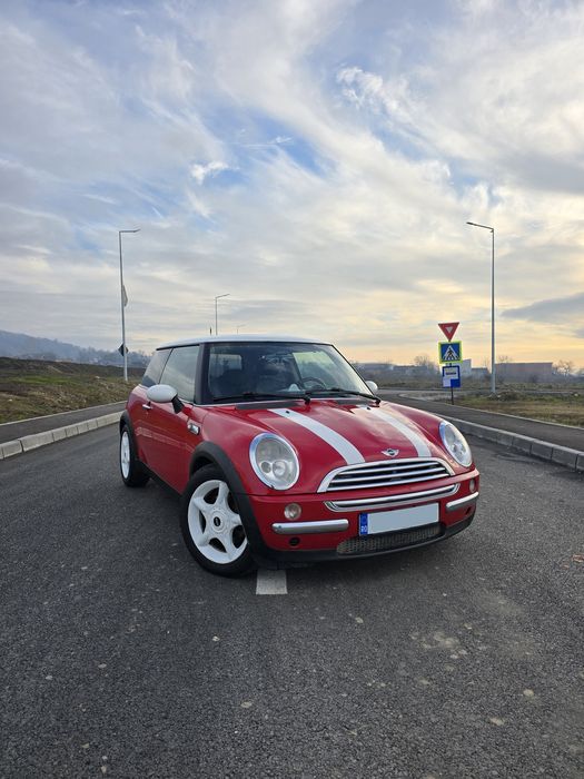 MINI Cooper R50 Chili Red