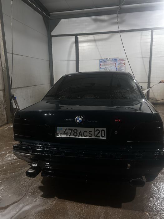 Продам bmw e38 1995 года