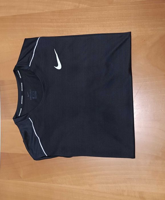 Nike Dri-Fit-Много Запазена