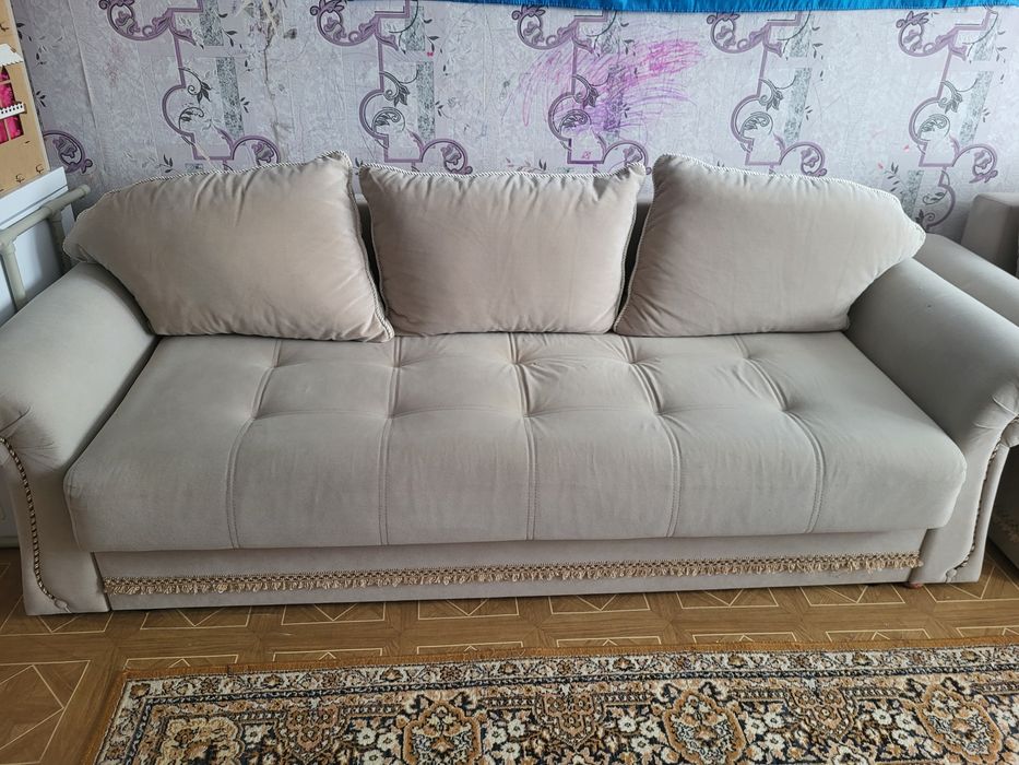 Диван и кресло 1