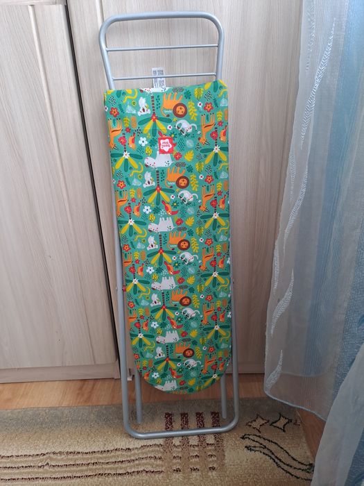 Продам детскую гладильную доску