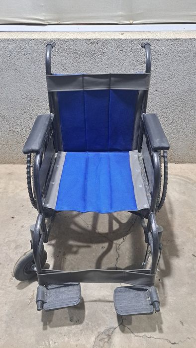 Коляска инвалидов