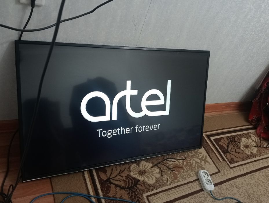 Телевизор  Artel