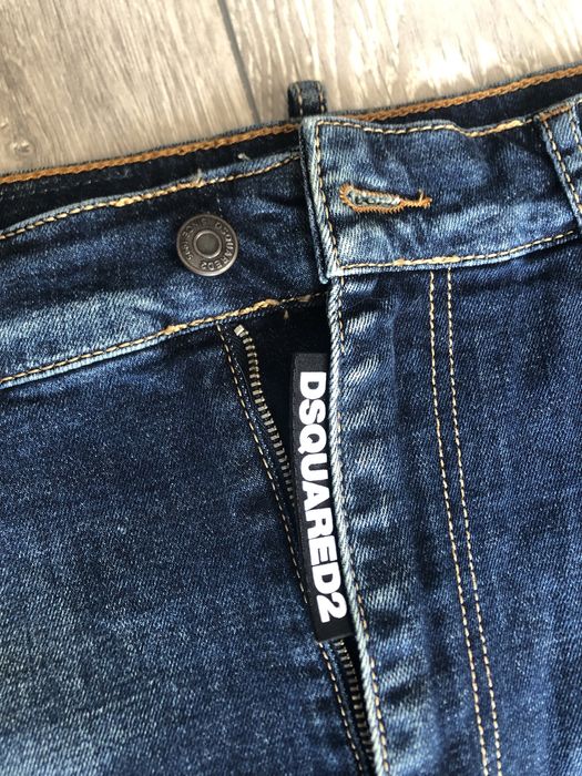 Дамска пола с цепка Dsquared