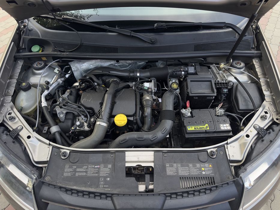 Vand Dacia Sandero 1.5dci 90cp