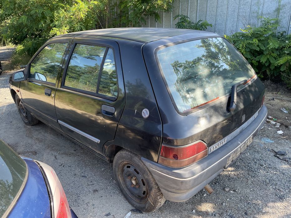 Рено Клио 1.2 1996 На Части