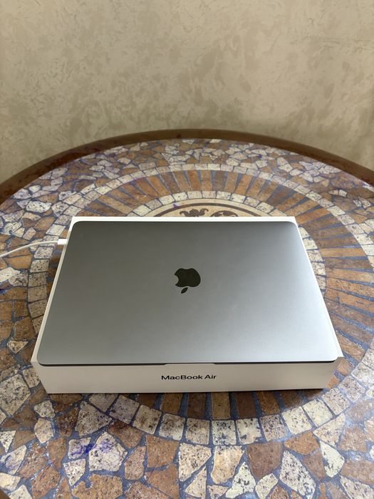 Macbook M1 Air 97% АКБ без царапин