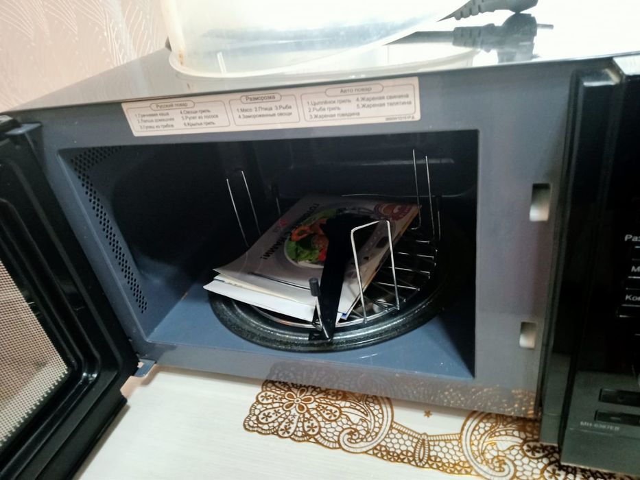 Микроволновая печь