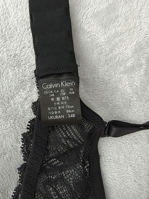 Calvin Klein - сутиени 75В черен и екрю