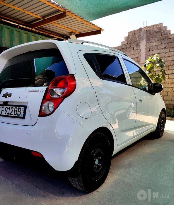 Chevrolet Spark 4 позиция автомат