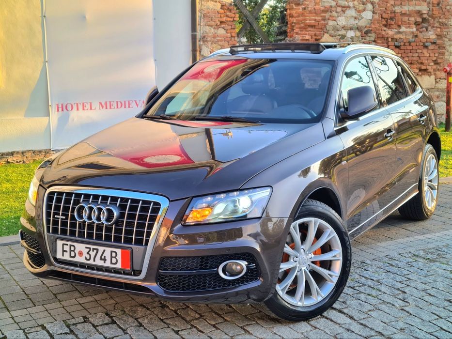 AUDI Q5