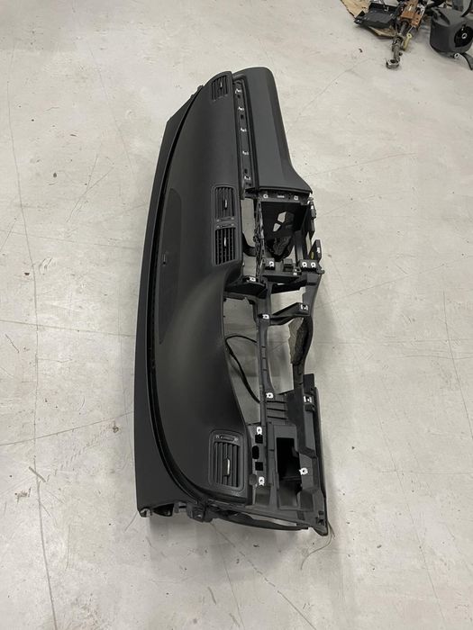 Арматурно табло за пасат 6