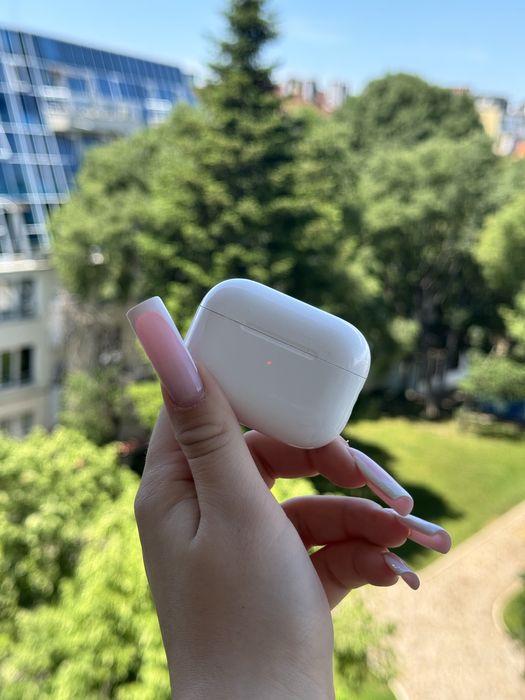 AirPods Pro 2nd gen Type C - кейс + лява слушалка