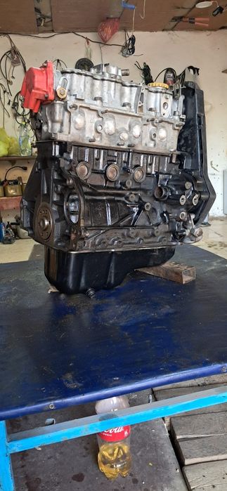 Двигатель Опель Вектра C 18 NZ