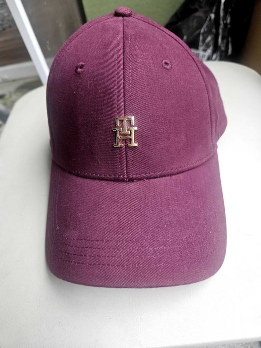 Нови оригинални шапки с козирка