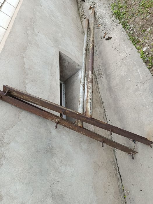 Продам бельевые столбы 2шт.