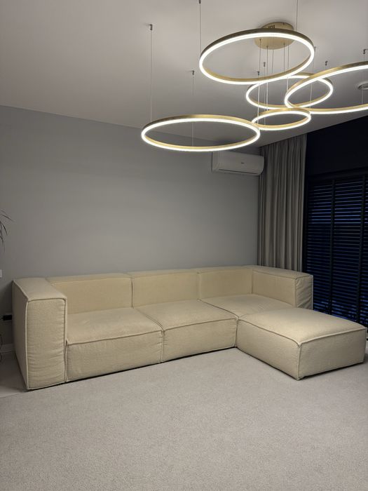 Coltar Cloud 330x200x75 de pe racole.ro